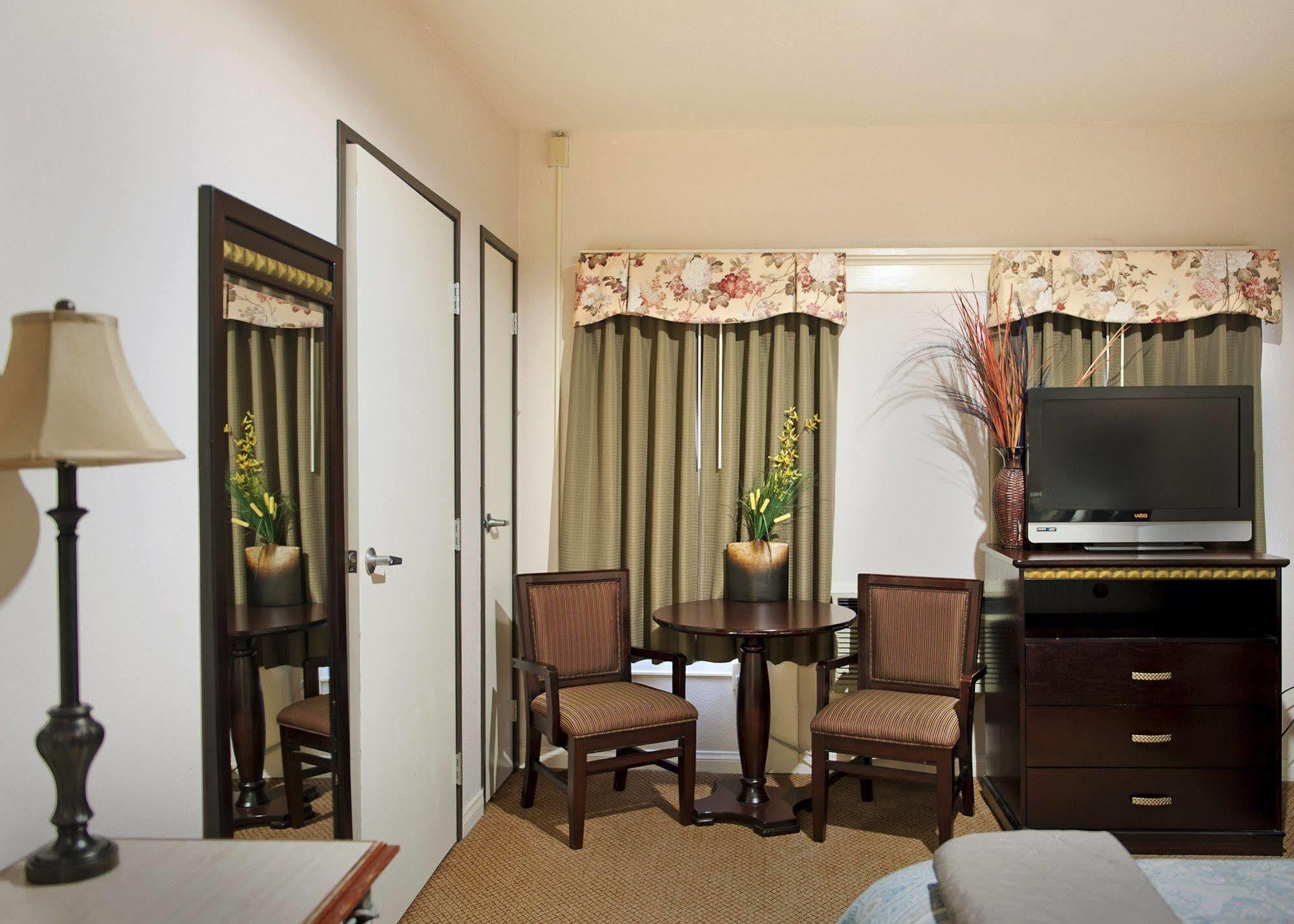 Harborview Inn & Suites-Convention Center-Airport-Gaslamp-Seaworld-Zoo-Balboa Park San Diego Esterno foto